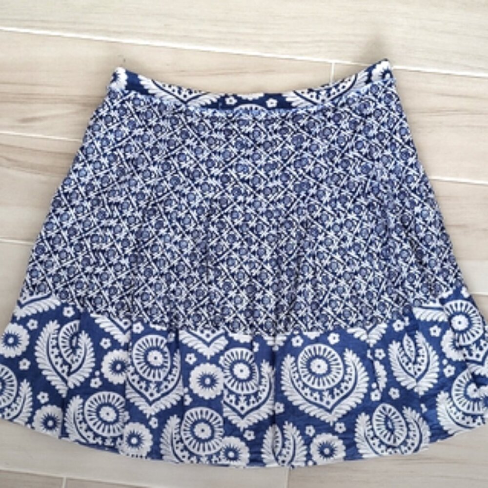 Michael Kors Navy and White Flare Peasant Short Skirt